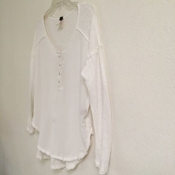 Free People we the free Ivory Sunday Henley XS - Picture 4 of 8